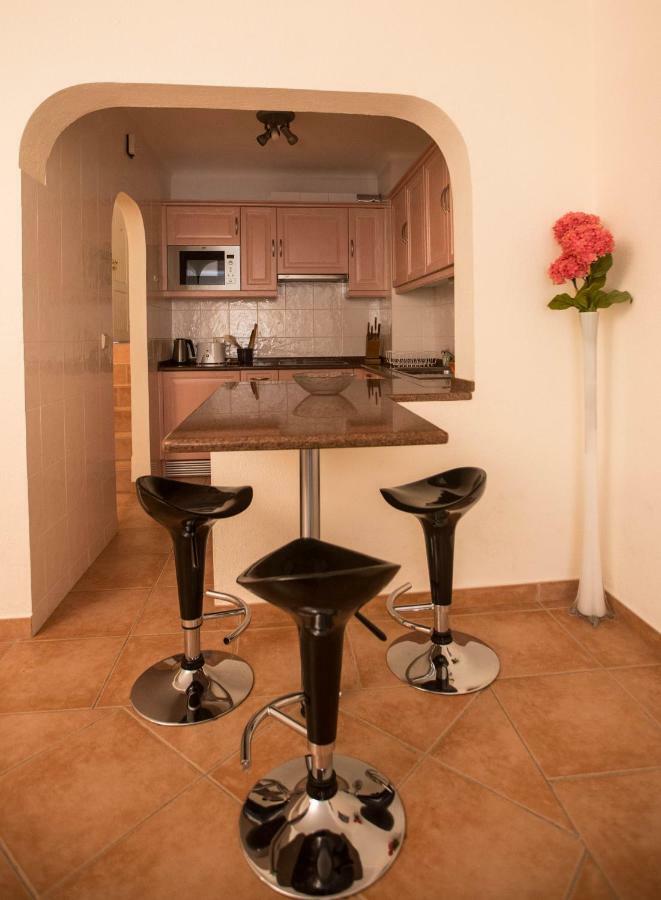 Casa Das Flores วาเลโดโลโบ ภายนอก รูปภาพ